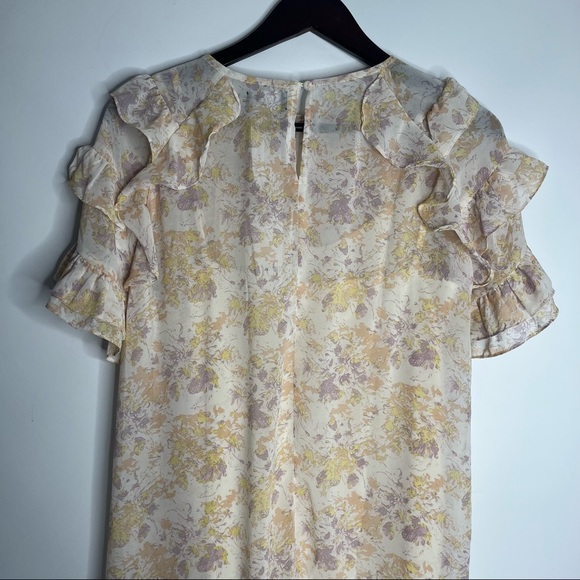17) VICI Exclusive x Fate Yellow Floral Boho Ruffle Sleeve Mini Dress Size Small - Picture 9 of 11